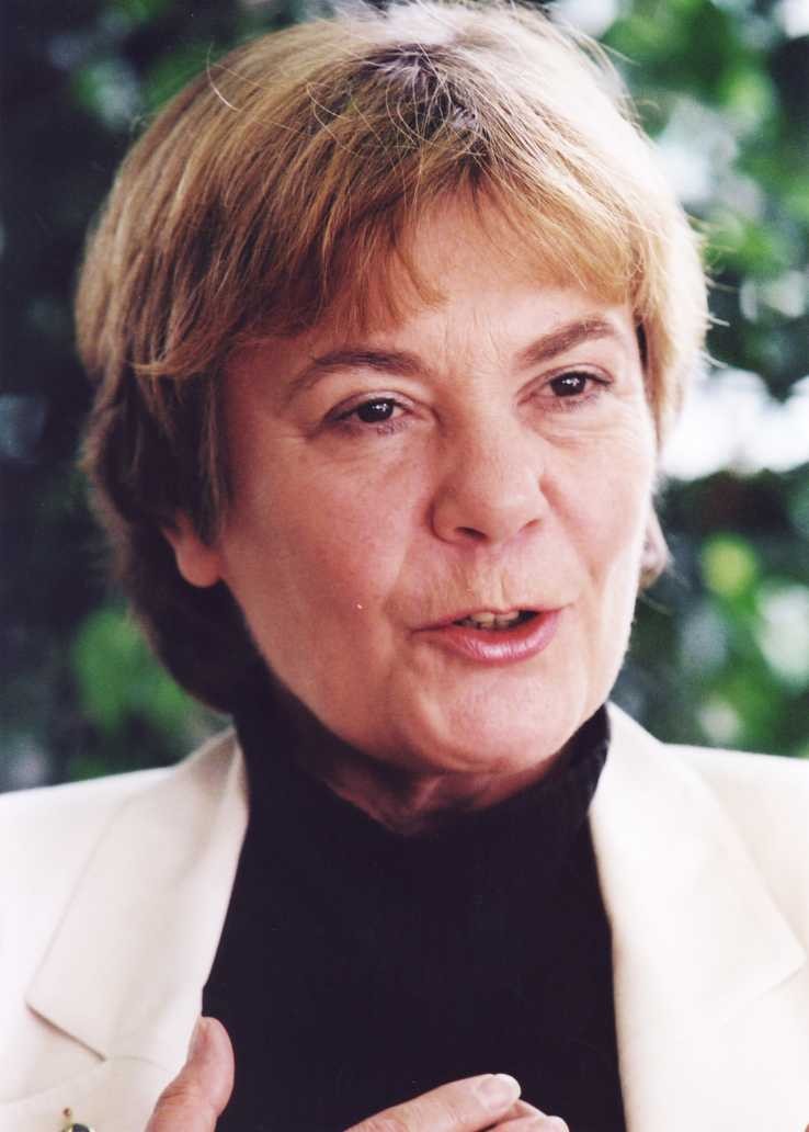 Dr. Edda Müller